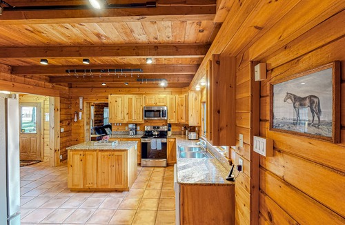 Lisbon Cabin | Inviting dog-friendly cabin on 23 acres - sauna, skiing, firepit, & washer/dryer