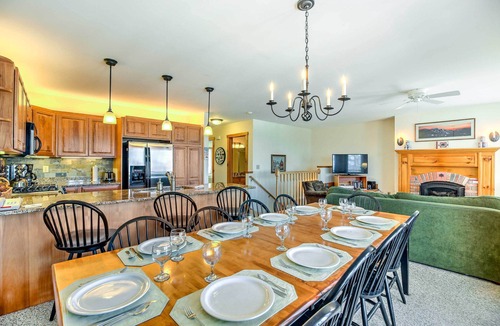 North Troy Condo | Inviting Ski-in/Ski-out Condo at Jay Peak Resort!