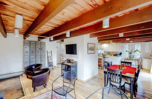 North Troy House | Jay Chalet