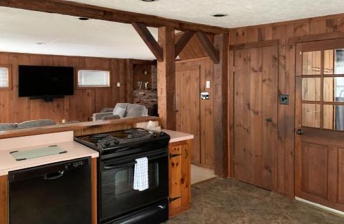 Montgomery Center House | Jay Peak Getaway on Trout River