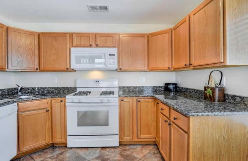 Ortley Beach Apartment | Jersey Shore - Summer 2025 - Lavallette - Sleeps up to 8!