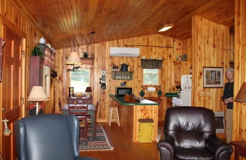 Fancy Gap Cabin | Just Country at Do Drop Inn Cabin Rentals