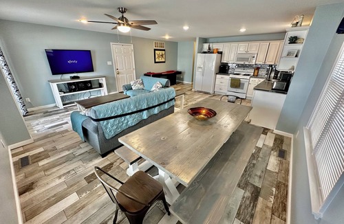 Cape May - Wildwood Condo | Just Short Block Away from The Beach & Boadwalk