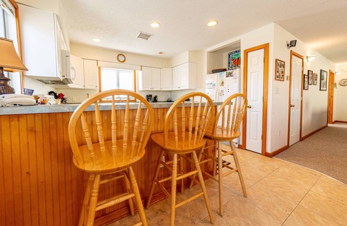 Nags Head House | K0185 Fun 'N Sun. Private Pool, Direct Beach Access, Pets OK, Linens Provided