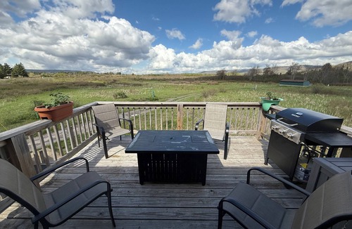 Davis Condo | Kick back and Get Cozy Overlooking Canaan Valley