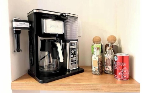 Franklin Square Apartment | King Bed/Wi-Fi/Free Parking/Convenient Apt/NYC