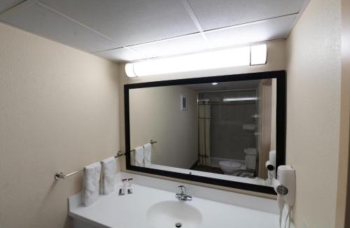 Hopelawn Hotel | Knights Inn South Amboy