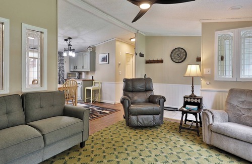 Crystal Beach House | Lake Bomoseen Bungalow: 3BR/3BA. Private Boat Dock