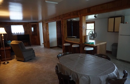 Swanton Cottage | Lake Champlain Shoreline Cottage - 4906 Maquam Shore, Town of St. Albans.