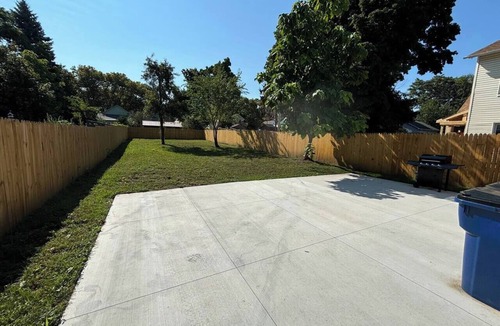 Erie House | Lake Erie views- 2 mins to downtown & Bayfront