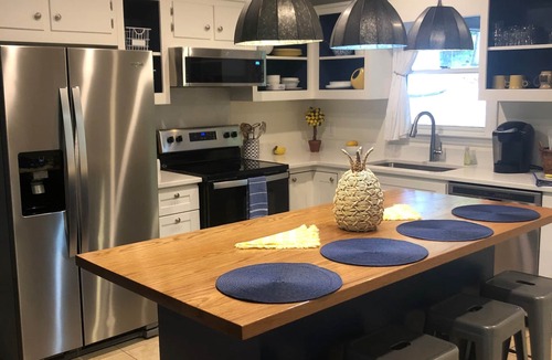 Mount Gilead House | Lake Escape on Lake Tillery/Gated Community/High Speed Internet