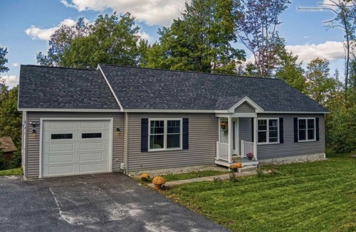 Sunapee House | Lake & Mountain Home - Walking distance to Sunapee Harbor