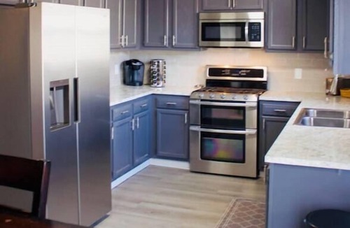 Akron House | Lake View House-Trail access/Dog Friendly- 3 Bdrm