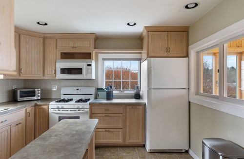 Belmont House | Lakefront home in Mount Holly, VT near Okemo and Killington