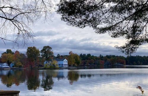Westford House | Lakefront house with breathtaking sunsets