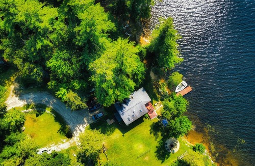 Bridgton Cabin | Lakefront Log Home 12 feet Away from Lake