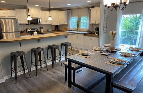 Smith River House | LakeLocked-3-bedroom family-friendly home, 1.6 miles from Fairy Stone State Park