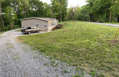 Smith River House | LakeLocked-3-bedroom family-friendly home, 1.6 miles from Fairy Stone State Park