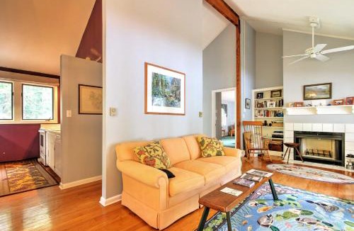 Francestown House | Lakeside Francestown Home with Private Dock and Porch!
