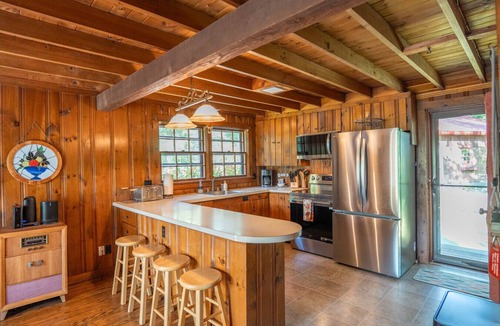 Naples Cabin | Lakeside Story - Log Cabin, Fire Pit, Beach!