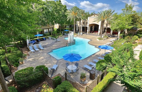 Briarforest Apartment | Landing | Spectacular 1BD, Gym, Pool
