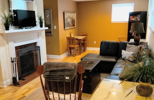Lewisburg Apartment | Large but cozy apartment, in a private setting. Walking distance to town.
