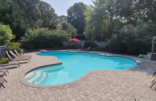 Severn House | Large Home with Pool & 7 bedrooms; sleeps 21