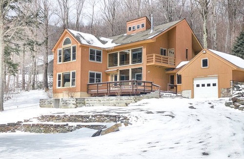 Warren House | Large multi-family ski home located on the slopes of Sugarbush Resort