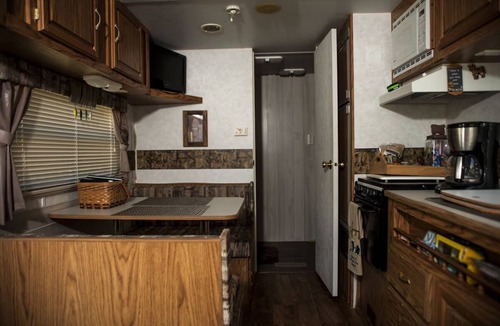 Ararat House | LET'S GO CAMPING ~ CATTLE VIEW CAMPER