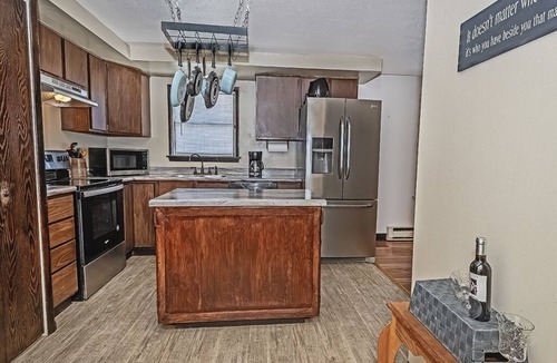 Champion House | Level Laurel highlands house on 5 acres!