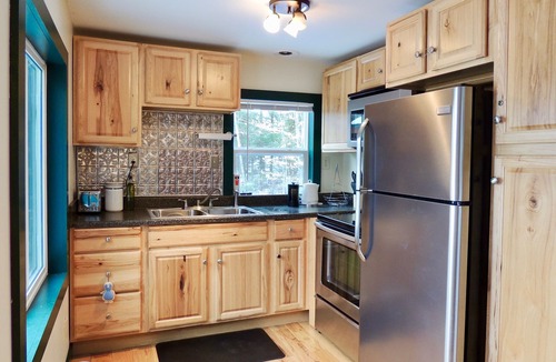 Andover Cabin | Little House on the Lake in the Forest