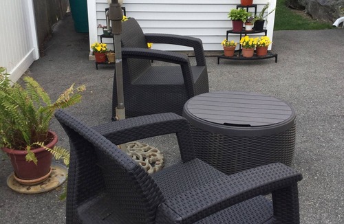 Woburn House | Located north of Boston/comfort and relaxation in your home away from home