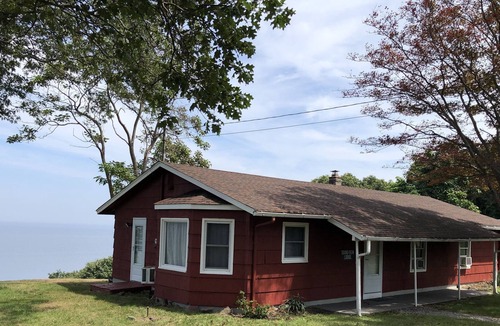 Wading River RV Rental | Lodge overlooking Long Island Sound