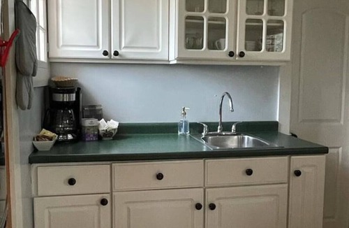 Shelburne Apartment | Lofted 1 Bedroom in Historic Downtown Shelburne