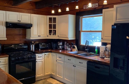 Mount Holly Ski Chalet | Log Home# w/Incomparable Peace, Serenity, Privacy And The First Class Amenities