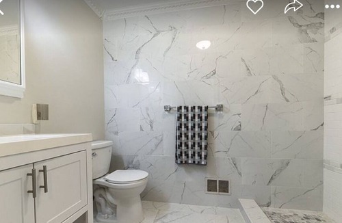 Malverne House | Long Island, Near to beaches, and Manhattan! Enjoy our Billiards Room!!