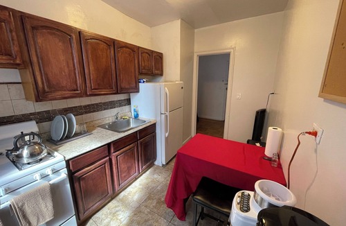 Highbridge Apartment | Long-Term, 2-Bedroom Apartment in the Bronx, Near Yankee Stadium & Pet-Friendly.