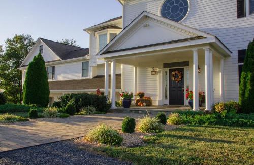 Waterford Bed & Breakfast | Loudoun Valley Manor B&B