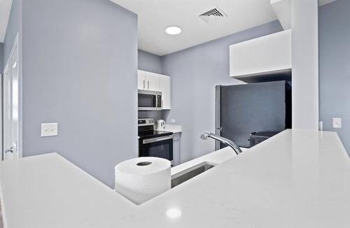 Everett Apartment | Lovely 1BR Near Encore Boston 8842
