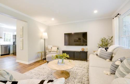 Apex House | Lovely Apex Vacation Rental on 7 Acres!
