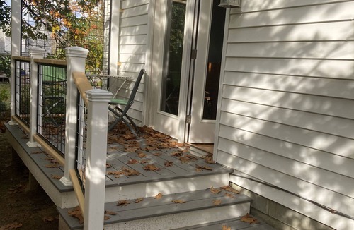 Brunswick Apartment | Lovely intown cottage close to college, shops, coast, in leafy, tranquil setting