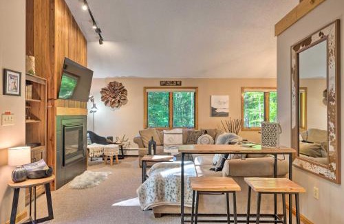 North Conway House | Lush, Woodsy Cabin Less Than 2 Mi to Cranmore Resort!