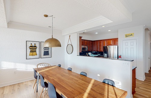 Sandbridge Condo | Luxe, 2-story condo with ocean views, balcony, fast WiFi & on-site pool/gym