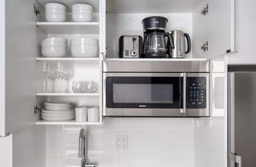 SoHo Apartment | Luxe Soho 1BR w/ Terrace & W/D, nr Shopping & Groceries, by Blueground