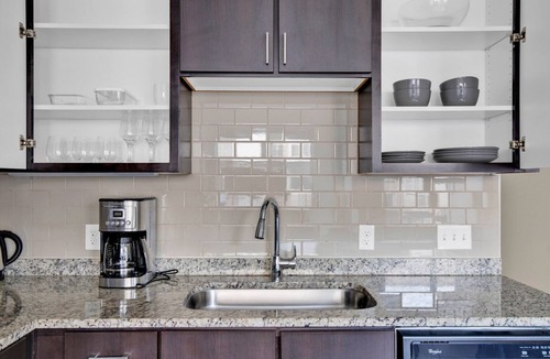Assembly Square Apartment | Luxe studio w/W/D, Gym, Rooftop. Steps from T stop by Blueground