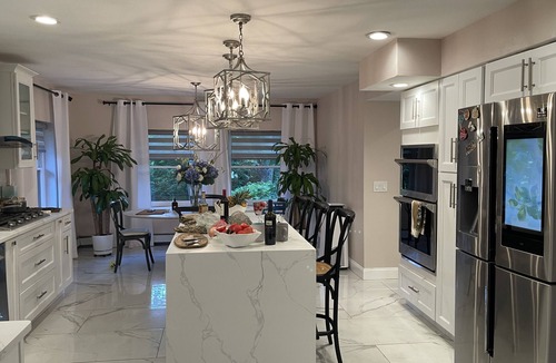 Mahwah House | Luxe Villa Private Heated Pool HotTub 30 Min to NYCn