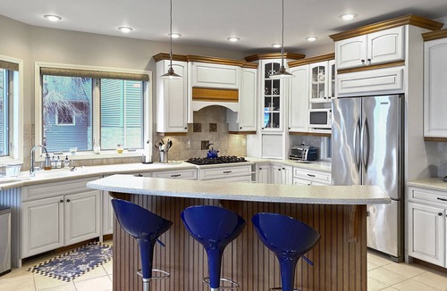 Town of Owasco House | Luxurious Lakefront Home on Owasco Lake!