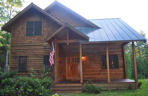 Ludlow Cabin | Luxurious Mountain Cabin near Okemo with High-End Modern Amenities for up to 12
