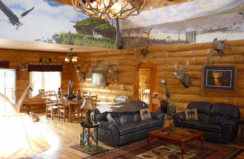 Adams Cabin | Luxurious & Spacious! A Great Place For Family, Friends, Reunions & Corporate!