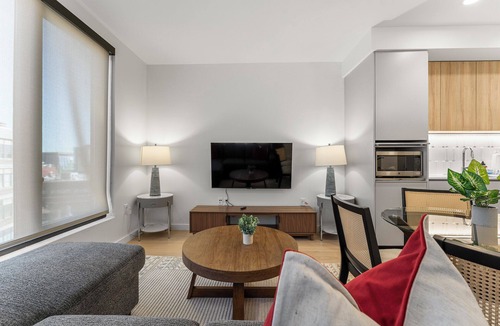 D Street - West Broadway Apartment | Luxury 1BR Next to Broadway Southie 6133